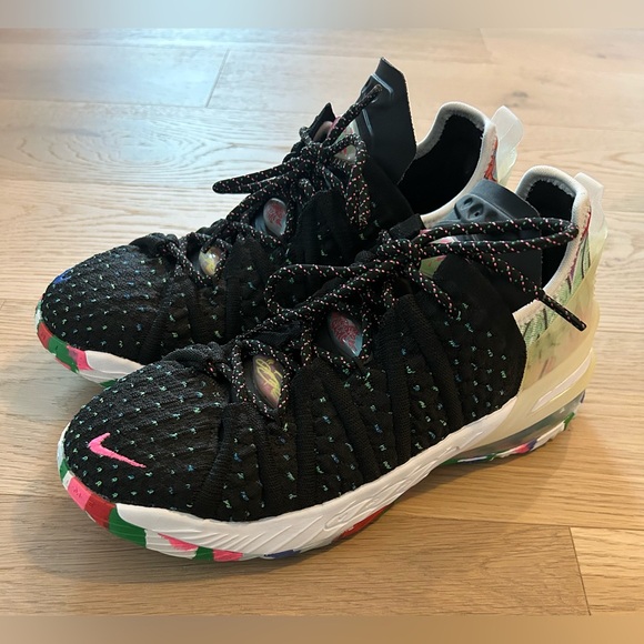 Nike LeBron 18 XVIII (GS) 'James Gang' Basketball Shoes CW2760-002 SIZE 5Y - Picture 3 of 7